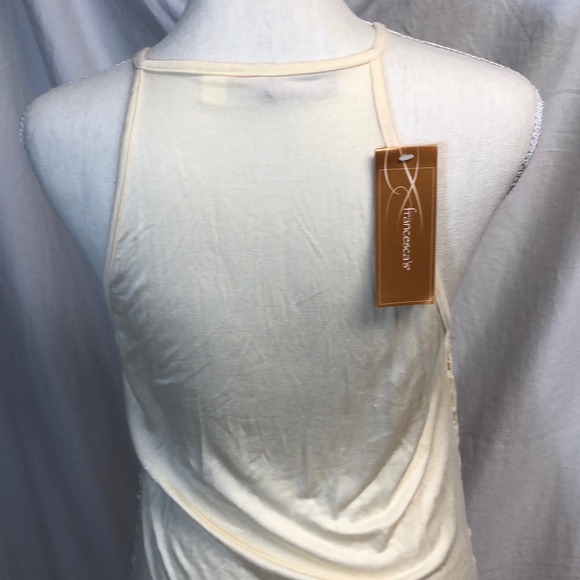 Summertime adorable cream top w/ beautiful flowers - Picture 3 of 3